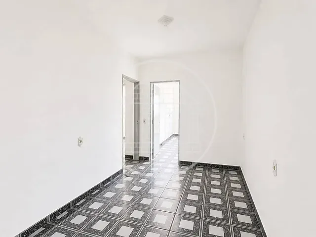 Casa com 70m² 2 quartos e 2 banheiros, para alugar, no bairro Rio Bonito em São Paulo