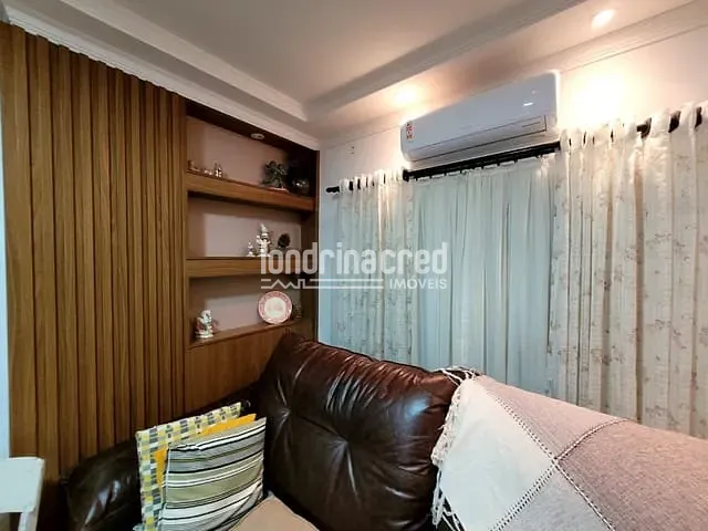 Casa com 309m² 4 quartos e 3 banheiros, à venda, no bairro Bandeirantes em Londrina