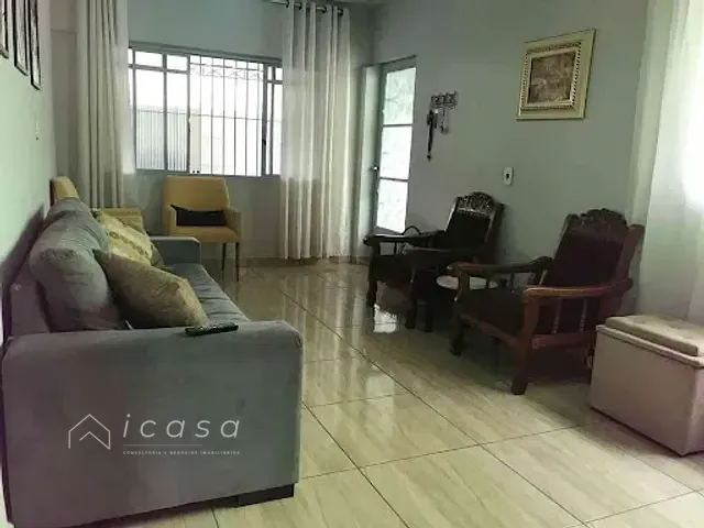 Casa com 250m² 3 quartos e 2 banheiros, à venda, no bairro Bosque dos Eucaliptos em São José dos Campos