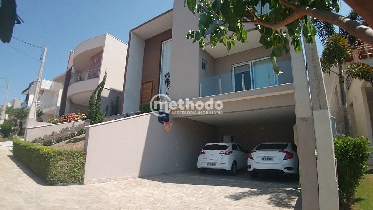 Casa, 4 quartos, 330 m² - Foto 1
