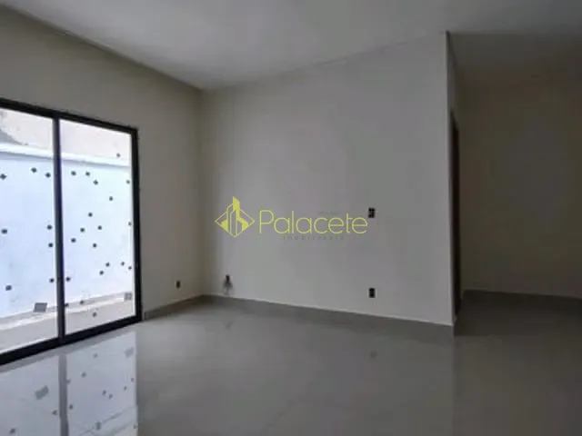 Casa com 300m² 3 quartos e 3 banheiros, à venda, no bairro Bairro do Grama em Caçapava