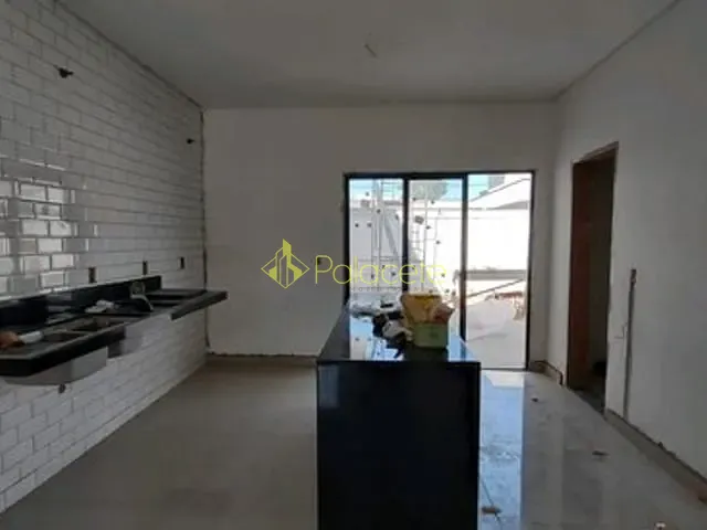 Casa com 300m² 3 quartos e 3 banheiros, à venda, no bairro Bairro do Grama em Caçapava