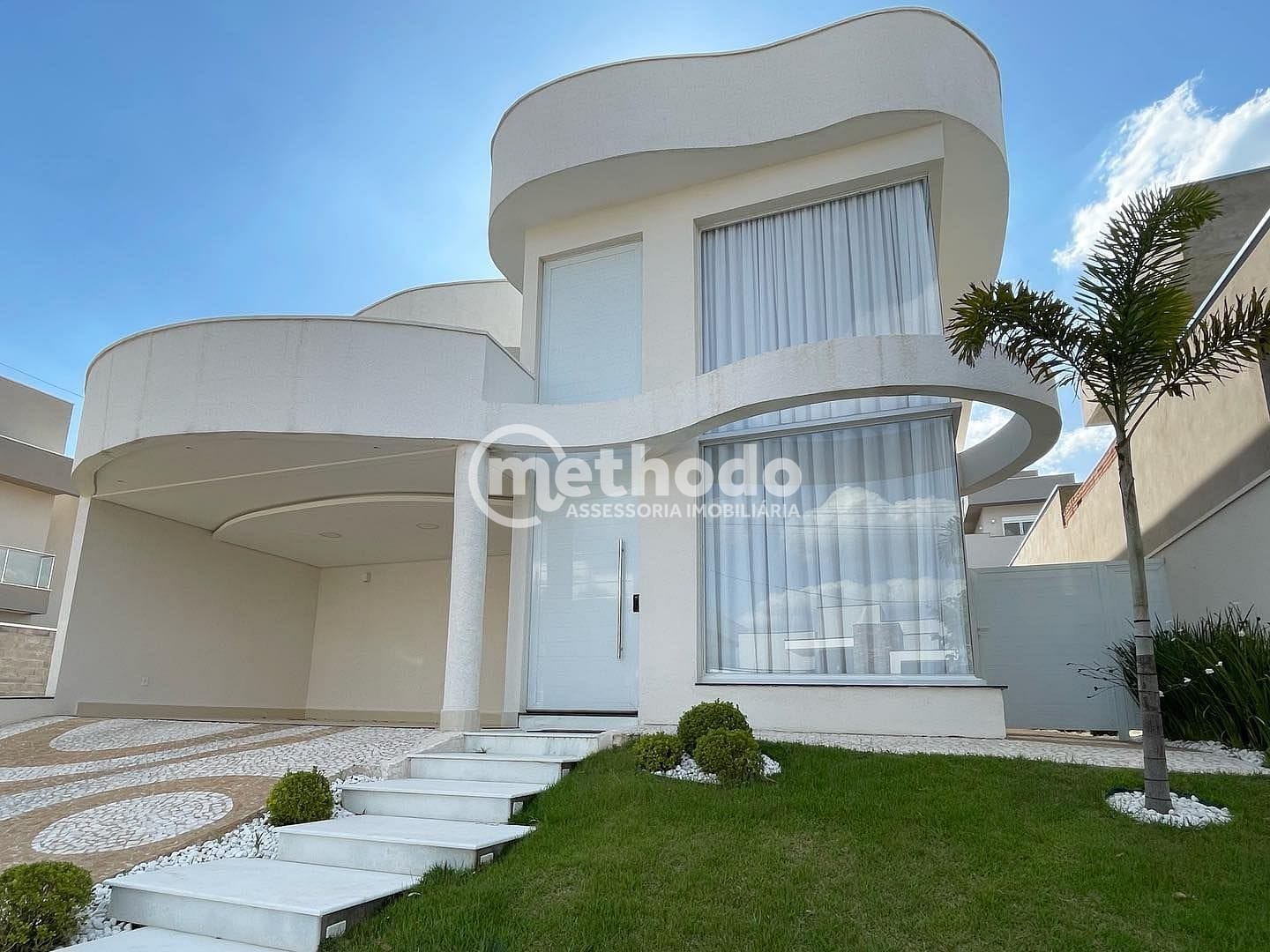 Casa, 3 quartos, 209 m² - Foto 1