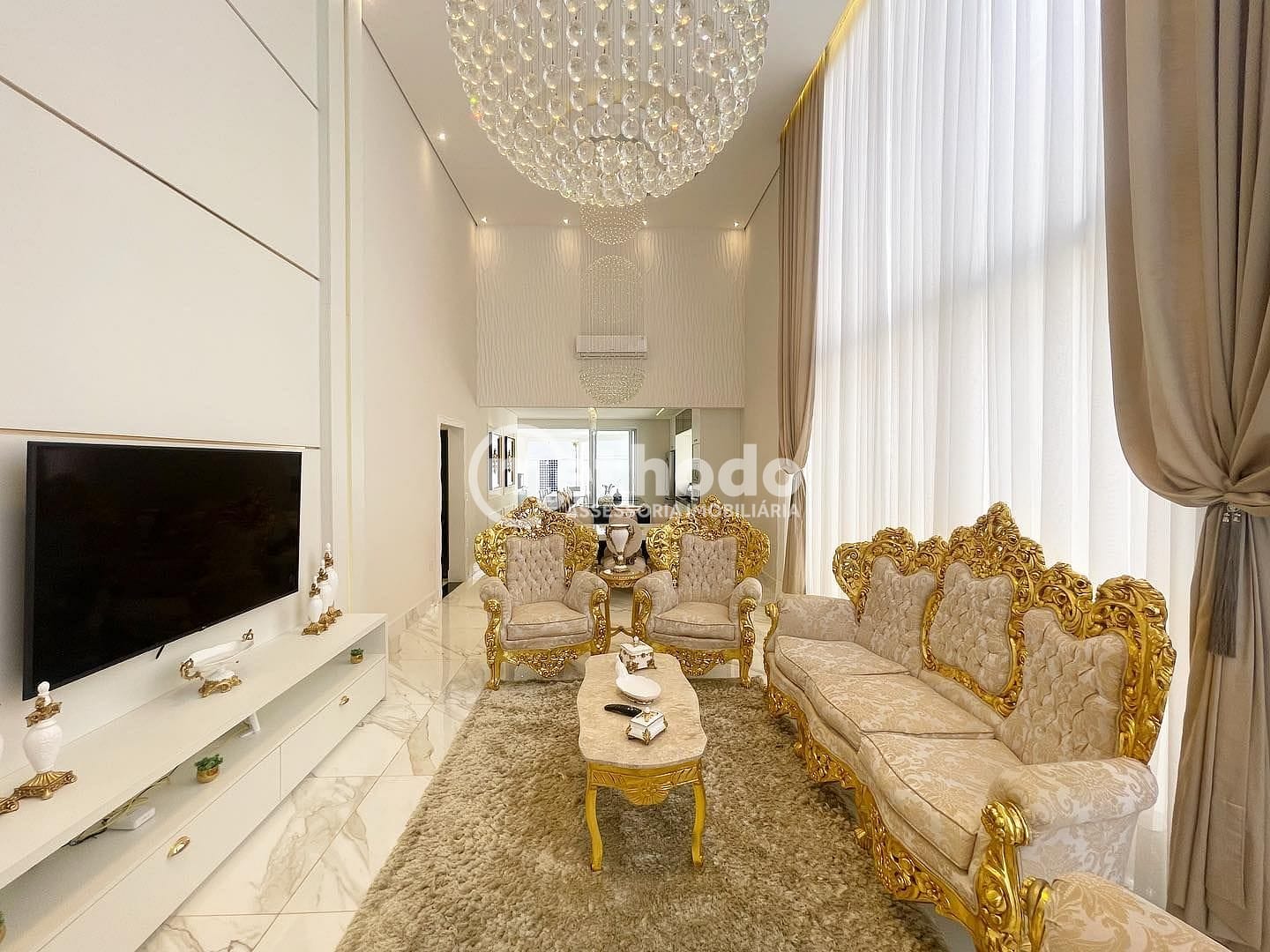 Casa, 3 quartos, 209 m² - Foto 2