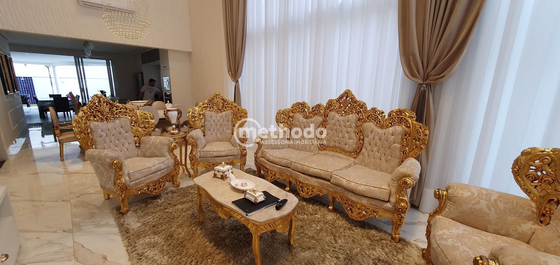 Casa, 3 quartos, 209 m² - Foto 3