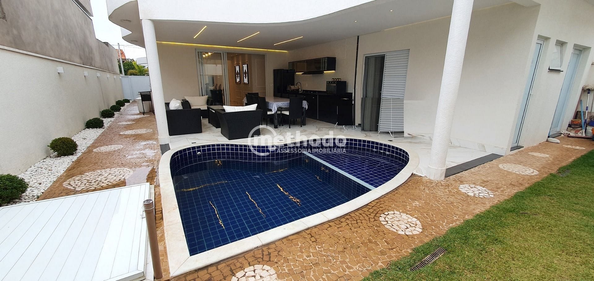 Casa, 3 quartos, 209 m² - Foto 10