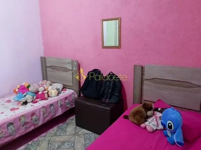Casa com 165m², à venda, no bairro Jardim Santa Tereza em Taubaté