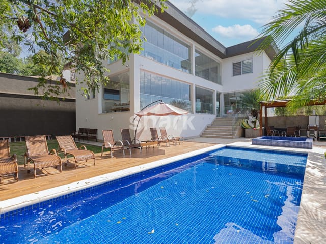 Casa com 751m² 5 quartos e 7 banheiros, à venda, no bairro Tamboré em Santana de Parnaíba