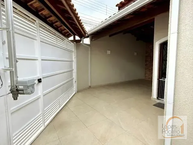 Casa com 162m² 2 quartos e 2 banheiros, à venda, no bairro Atibaia Jardim em Atibaia