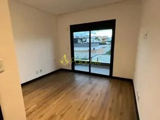Casa com 700m² 4 quartos e 5 banheiros, à venda, no bairro Urbanova em São José Dos Campos