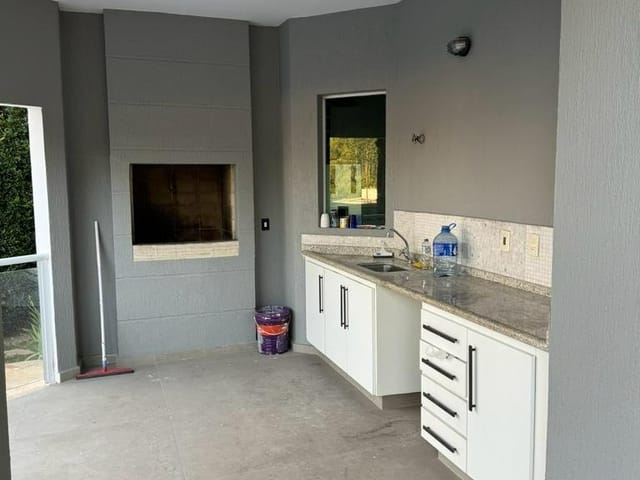 Casa com 600m² 5 quartos e 6 banheiros, à venda, no bairro Tamboré em Santana de Parnaíba