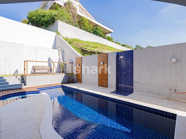 Casa com 515m² 4 quartos e 6 banheiros, à venda, no bairro Alphaville em Santana de Parnaíba
