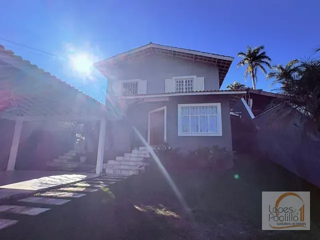 Casa com 620m² 3 quartos e 4 banheiros, à venda, no bairro Jardim Paulista em Atibaia
