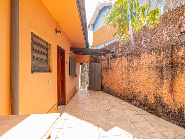Foto do Casa - Casa tipo para venda em Bela Vista com 1 quarto, 80m² | Lares e Andares Imóveis