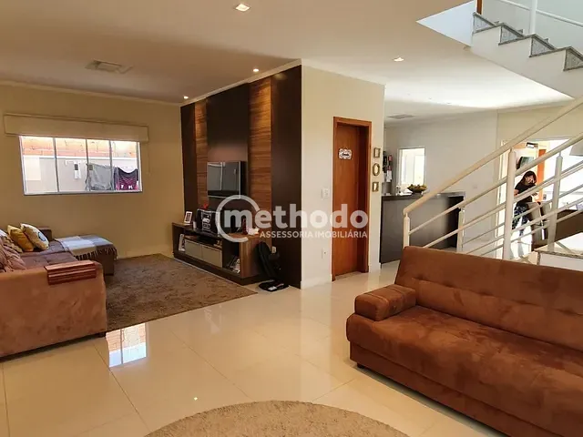 Casa com 336m² 3 quartos e 5 banheiros, à venda, no bairro Loteamento Residencial Santa Gertrudes em Valinhos