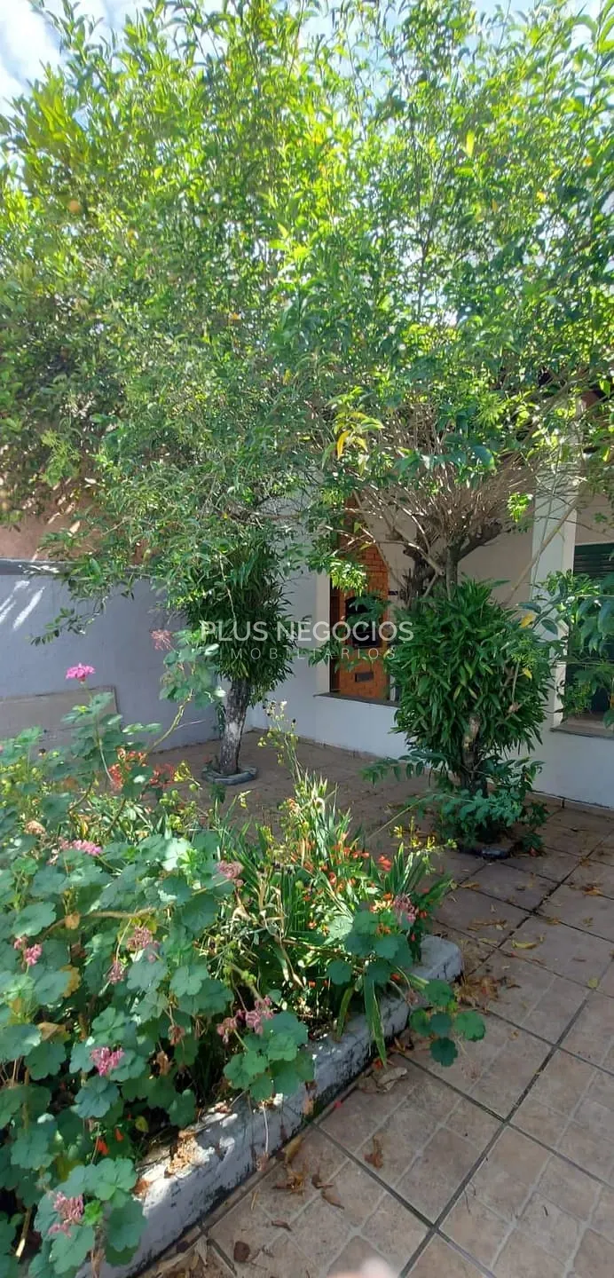 Casa, 3 quartos, 181 m² - Foto 1