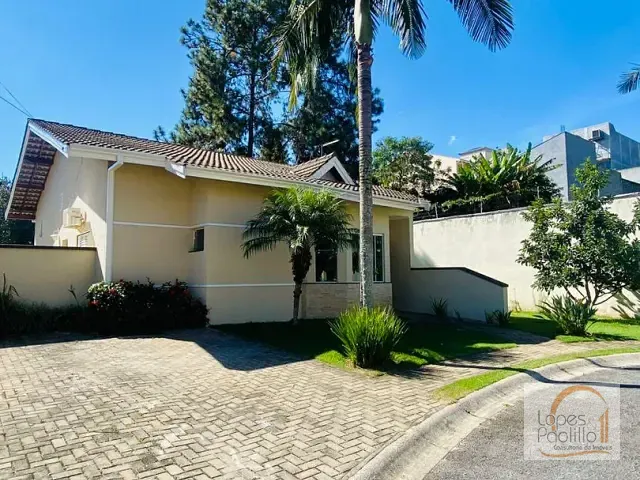 Casa com 250m² 3 quartos e 3 banheiros, à venda, no bairro Jardim Santa Bárbara em Atibaia
