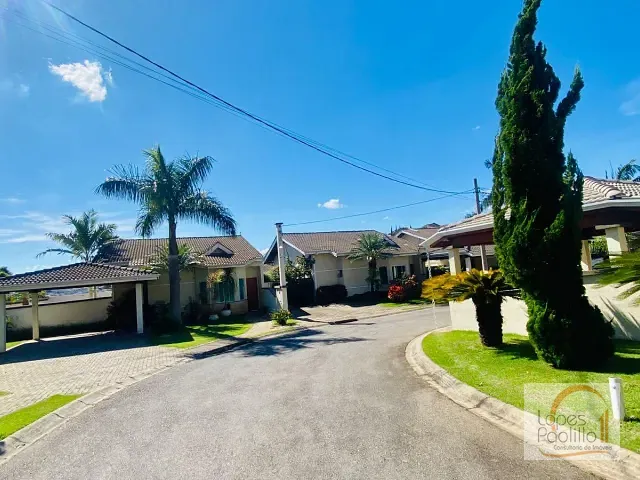 Casa com 250m² 3 quartos e 3 banheiros, à venda, no bairro Jardim Santa Bárbara em Atibaia