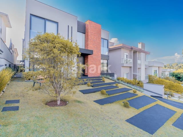Casa com 476m² 5 quartos e 7 banheiros, à venda, no bairro Tamboré em Santana de Parnaíba