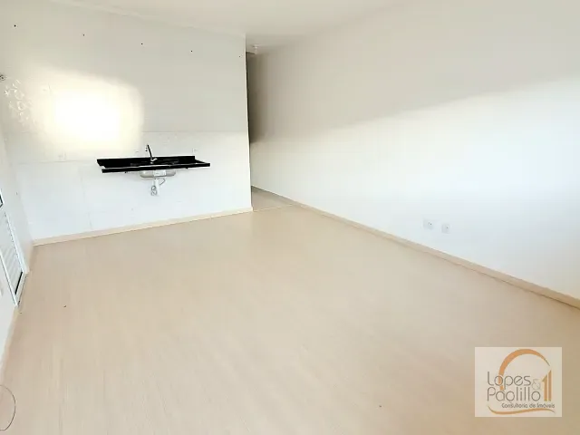 Casa com 52m² 2 quartos e 2 banheiros, para alugar, no bairro Jardim Colonial em Atibaia