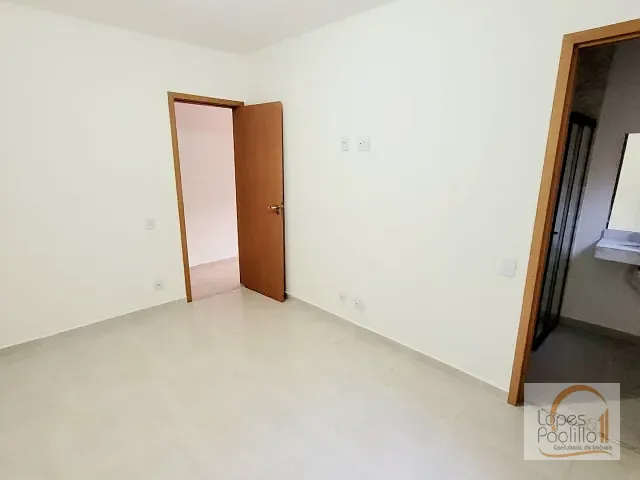 Casa com 52m² 2 quartos e 2 banheiros, para alugar, no bairro Jardim Colonial em Atibaia