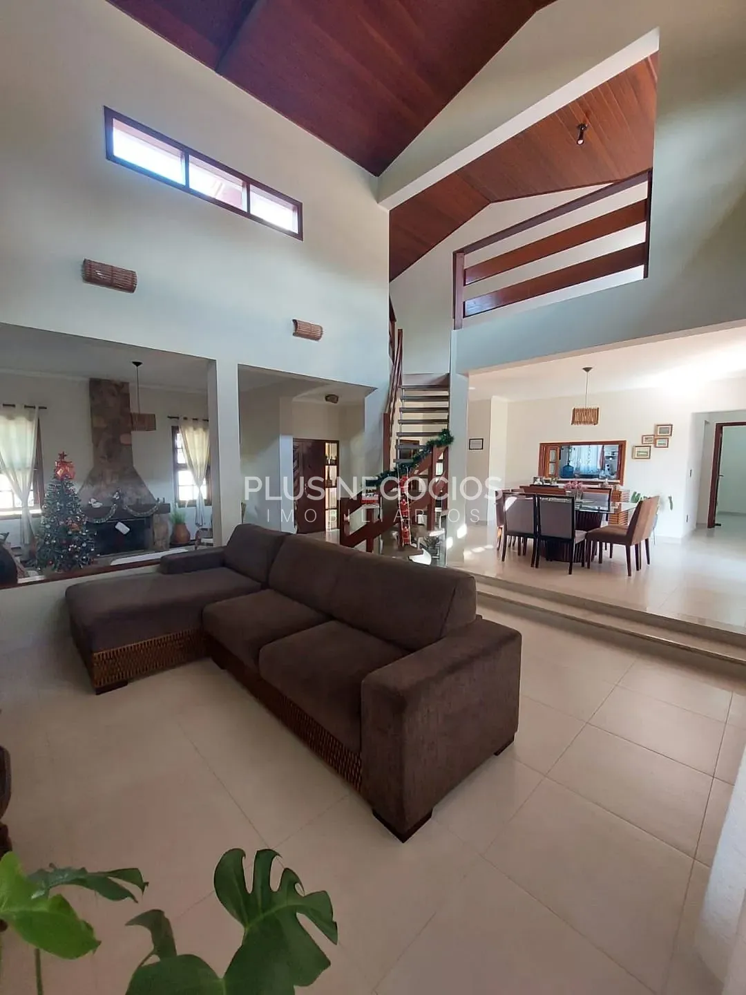 Casa, 4 quartos, 438 m² - Foto 3
