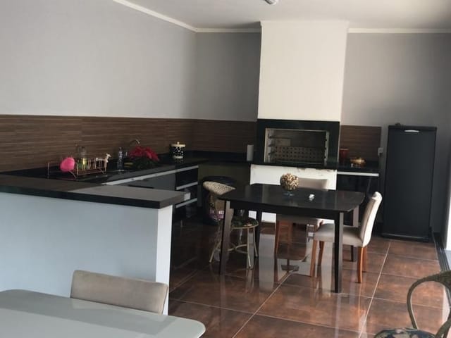 Casa com 720m² 4 quartos e 6 banheiros, à venda, no bairro Alphaville em Santana de Parnaíba
