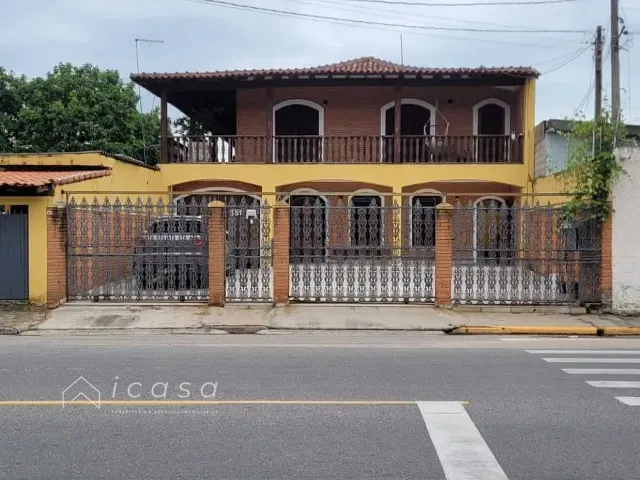 Casa com 500m² 3 quartos e 3 banheiros, para alugar, no bairro Jardim Santa Maria em Jacareí