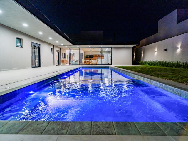 Foto do Casa - Casa Térrea com 4 Suítes no Residencial Saint Patrick - Sofisticação e Conforto em Modalidade Porteira Fechada, Sorocaba, SP | Plus Negócios Imobiliários
