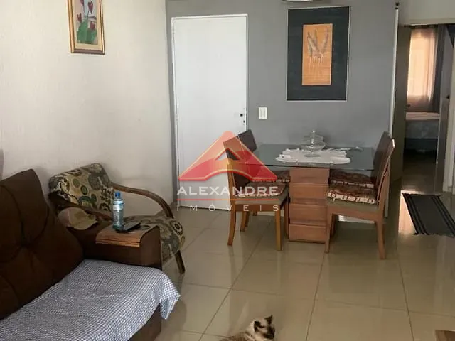 Casa com 200m² 3 quartos e 2 banheiros, à venda, no bairro Eugênio de Melo em São José dos Campos