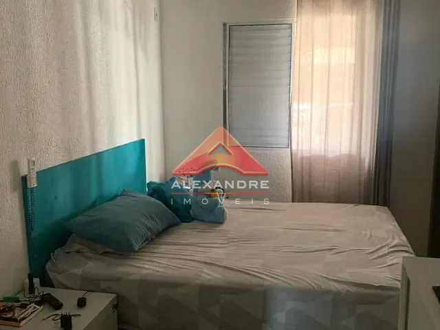 Casa com 200m² 3 quartos e 2 banheiros, à venda, no bairro Eugênio de Melo em São José dos Campos