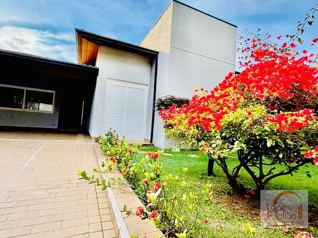 Casa com 612m² 3 quartos e 5 banheiros, para alugar, no bairro Jardim Flamboyant em Atibaia