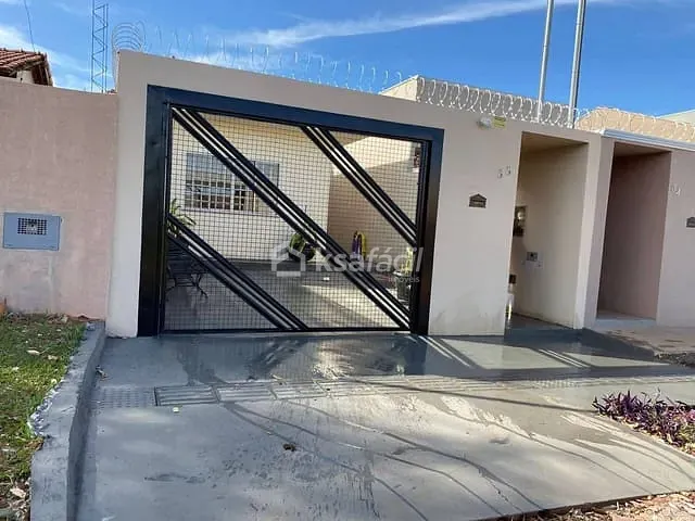 Casa com 180m² 2 quartos e 1 banheiro, à venda, no bairro Jardim das Cerejeiras em Campo Grande