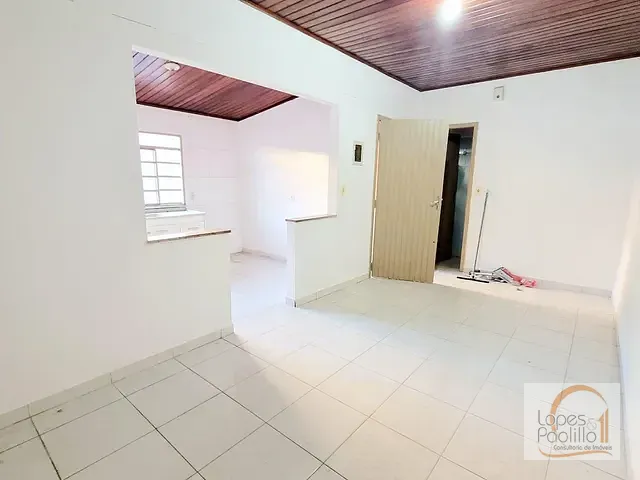Casa com 130m², para alugar, no bairro Centro em Atibaia