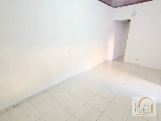 Casa com 130m², para alugar, no bairro Centro em Atibaia