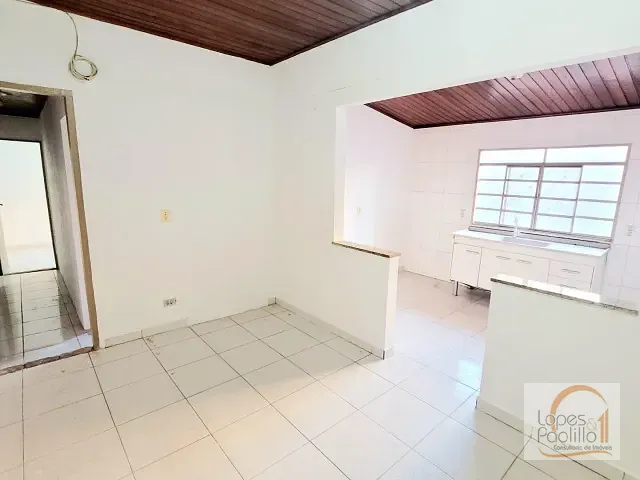 Casa com 130m², para alugar, no bairro Centro em Atibaia