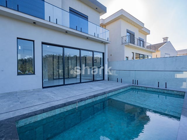 Casa com 468m² 4 quartos e 6 banheiros, à venda, no bairro Tamboré em Santana de Parnaíba