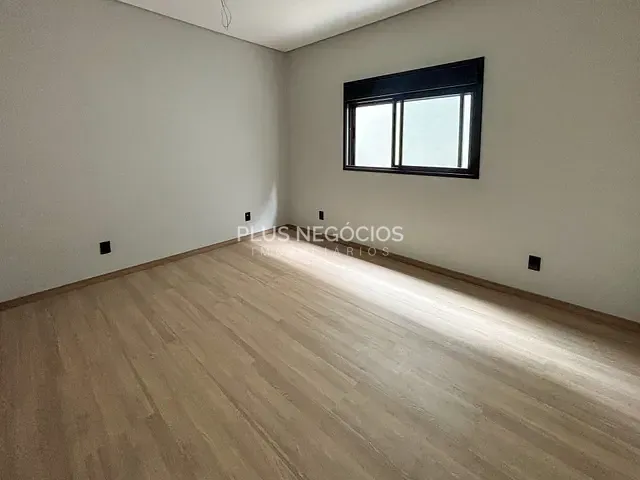 Casa com 410m² 4 quartos e 5 banheiros, à venda, no bairro Alphaville Nova Esplanada em Votorantim