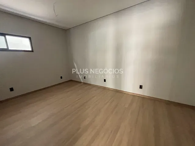 Casa com 410m² 4 quartos e 5 banheiros, à venda, no bairro Alphaville Nova Esplanada em Votorantim