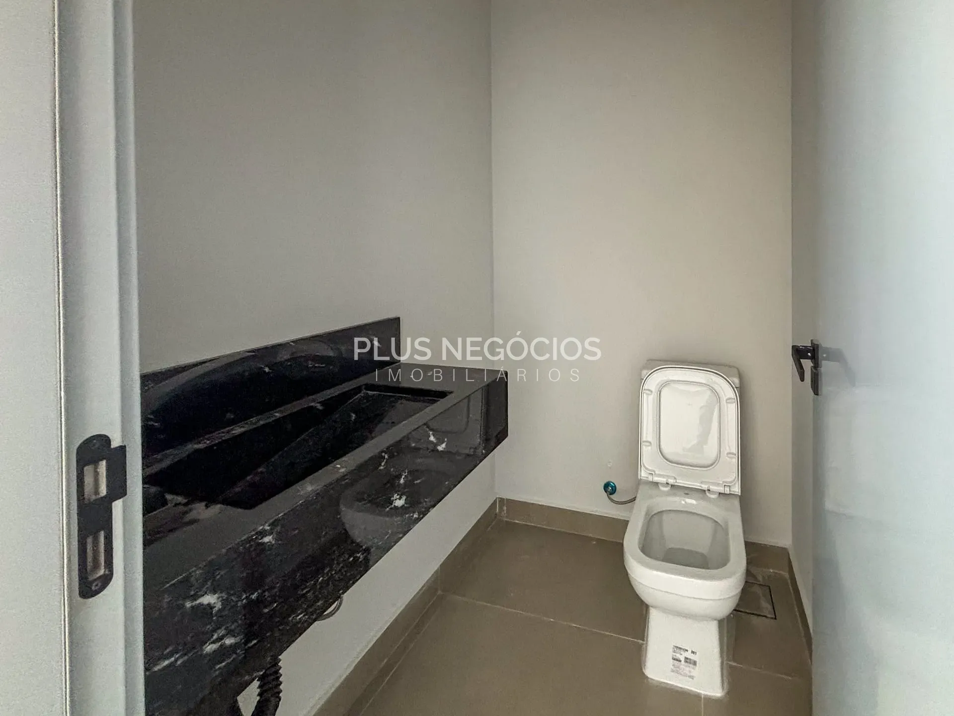 Casa, 4 quartos, 398 m² - Foto 32