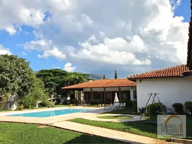 Casa com 3489m² 5 quartos e 4 banheiros, à venda, no bairro Vila Esperia ou Giglio em Atibaia