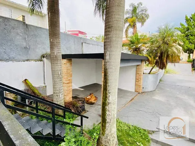 Casa com 295m² 2 quartos e 1 banheiro, à venda, no bairro Jardim América em Atibaia
