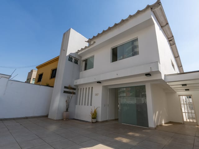 Foto do Casa - Casa tipo para venda em Morumbi com 5 quartos, sendo 1 suíte, 368m² | Lares e Andares Imóveis