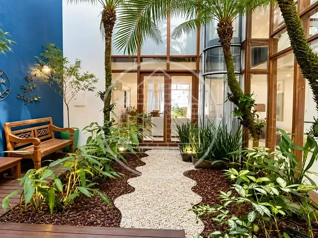 Casa 5 quartos e 7 banheiros, à venda, no bairro Balneário Praia do Pernambuco em Guarujá