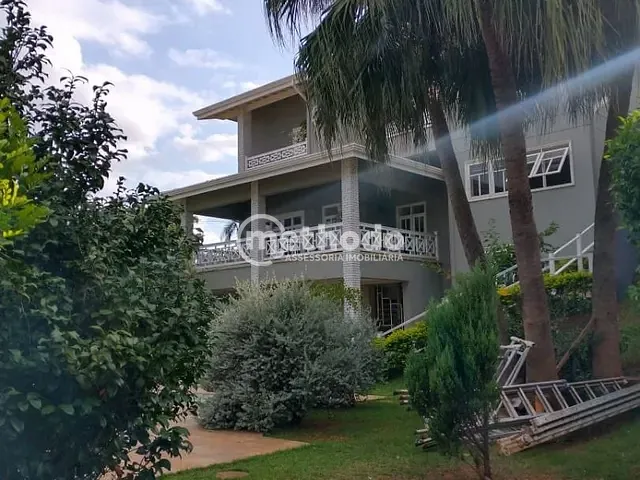 Casa com 1828m² 4 quartos e 6 banheiros, à venda, no bairro Gramado em Campinas
