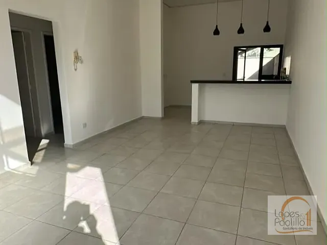 Casa com 299m² 3 quartos e 2 banheiros, à venda ou para alugar, no bairro Loanda em Atibaia