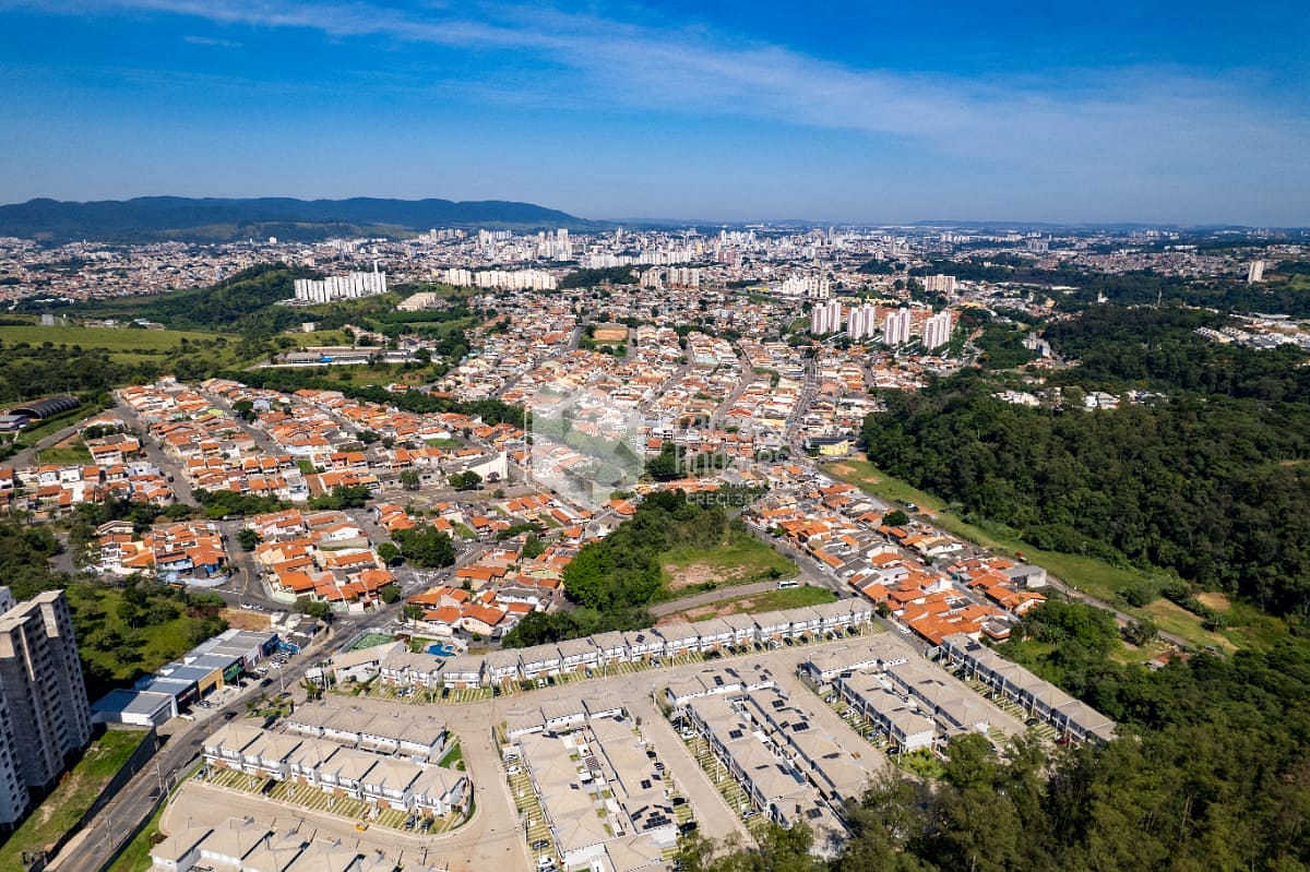 Casa à venda com 3 quartos, 110m² - Foto 7