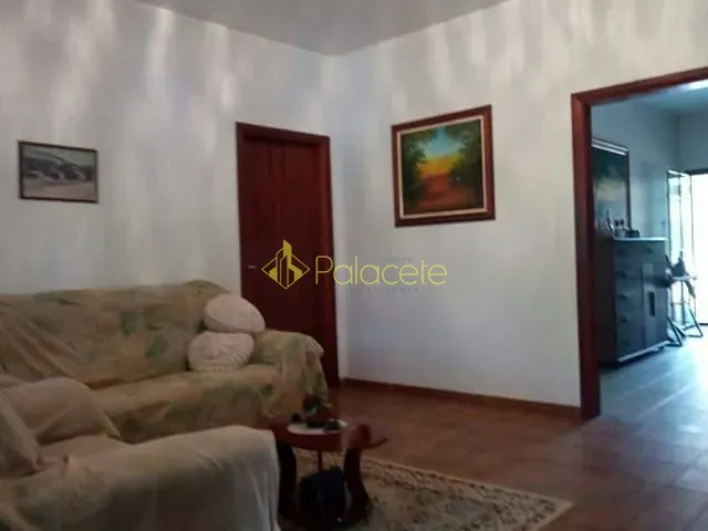 Casa com 760m² 3 quartos e 3 banheiros, à venda, no bairro Jardim Residencial Doutor Lessa em Pindamonhangaba