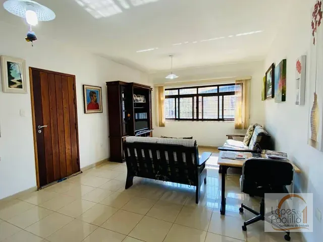 Casa com 300m² 3 quartos e 3 banheiros, à venda, no bairro Cidade Satélite em Atibaia