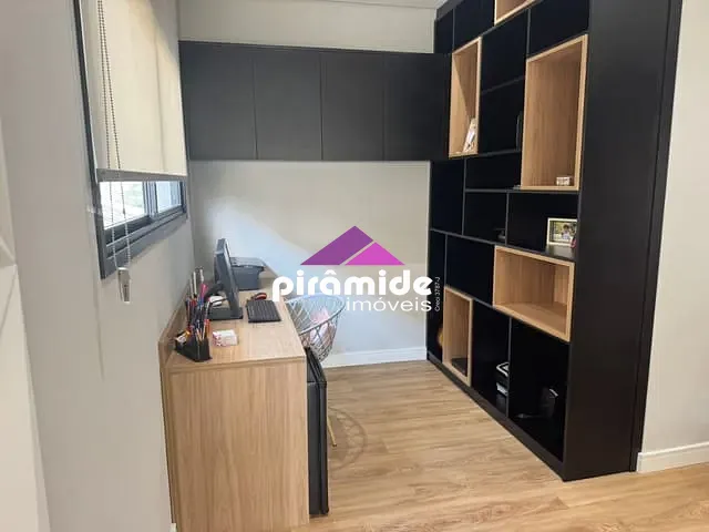 Casa com 252m², para alugar, no bairro Residencial Mantiqueira em São José dos Campos